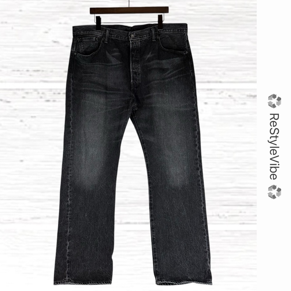 LEVI’S Men’s Size 40x32 Denim Jeans 501 Button Fly Red Tab Straight Leg Black